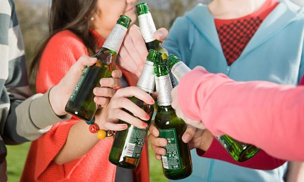 Употребление алкоголя и детское здоровье: в чем опасность?