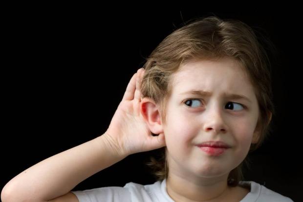 Признаки потери слуха у детей